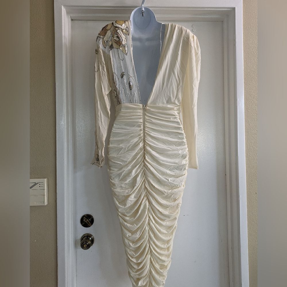 Vintage ivory rhinestone dress with shoulder pads circa 80's - Picture 5 of 10